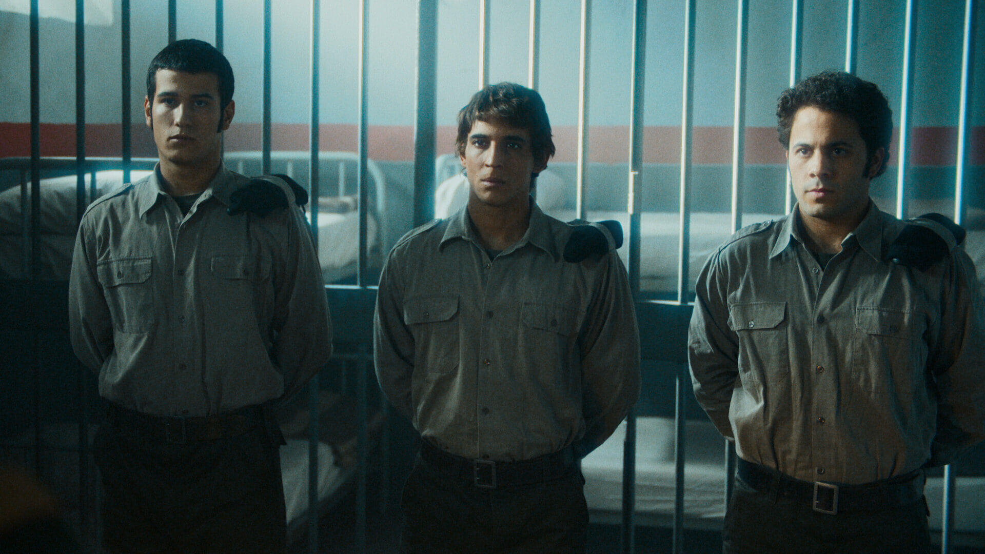 Bank Under Siege (S01E04) Number 1 Summary Season 1 Episode