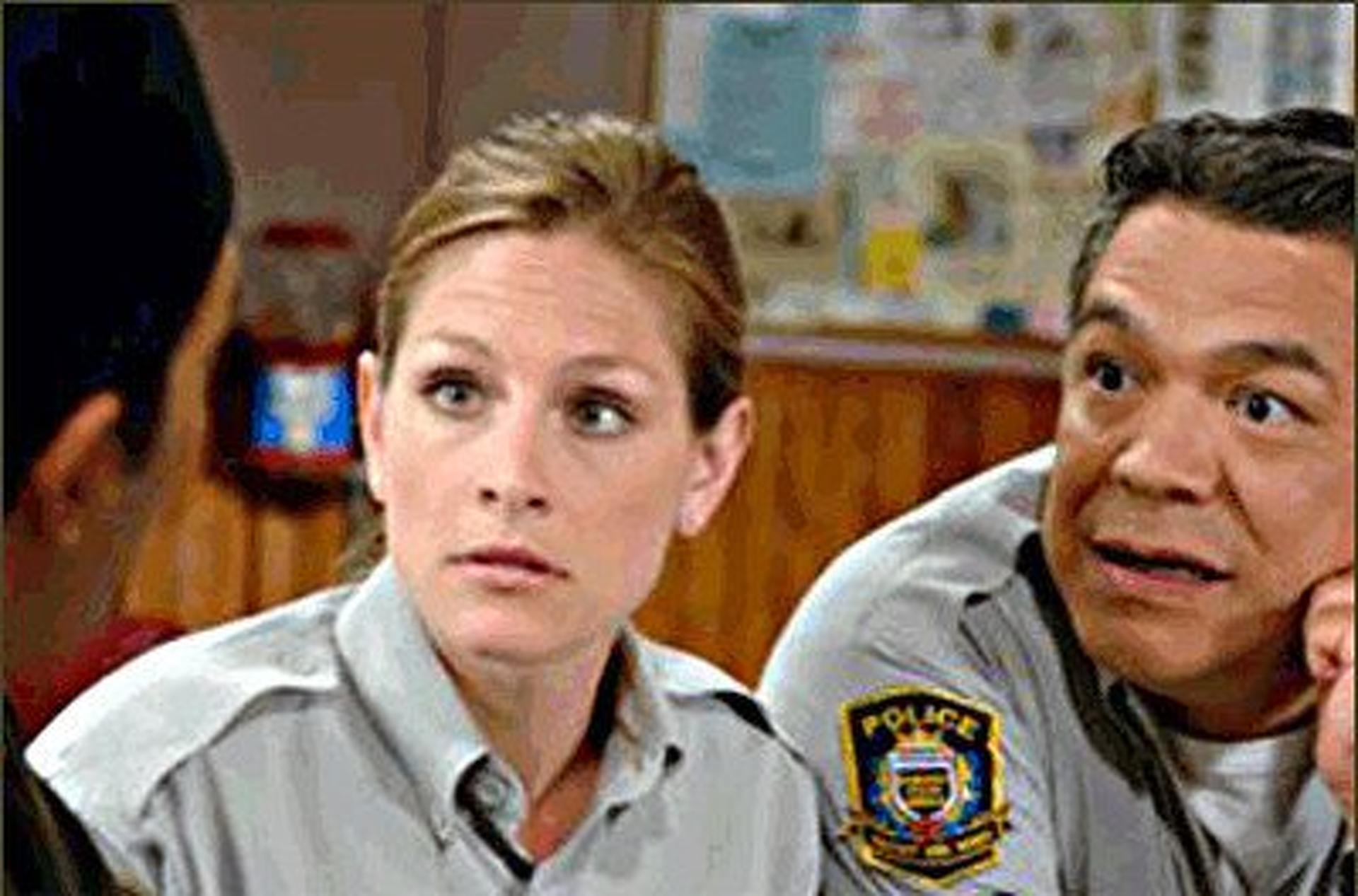 Corner Gas (S05E02) Spin Cycle Summary Season 5 Episode 2 Guide