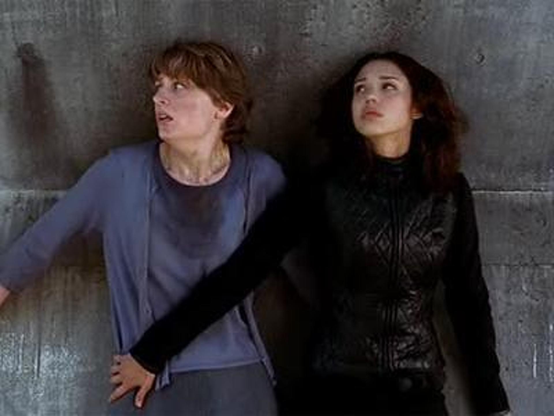 Dark Angel (S01E02): Heat Summary - Season 1 Episode 2 Guide