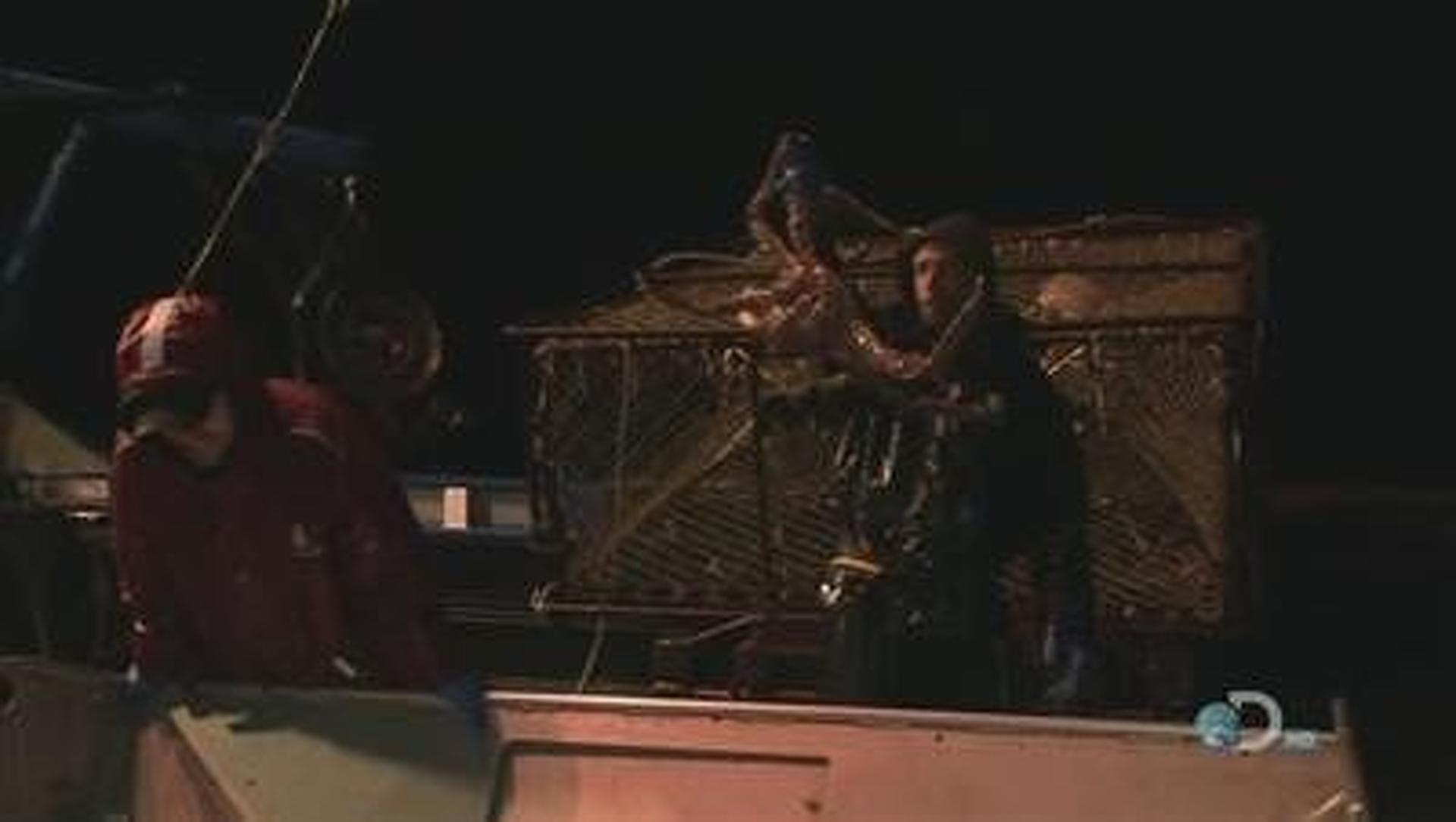 Deadliest Catch (S05E03): Stay Focused or Die Summary - Season 5 ...