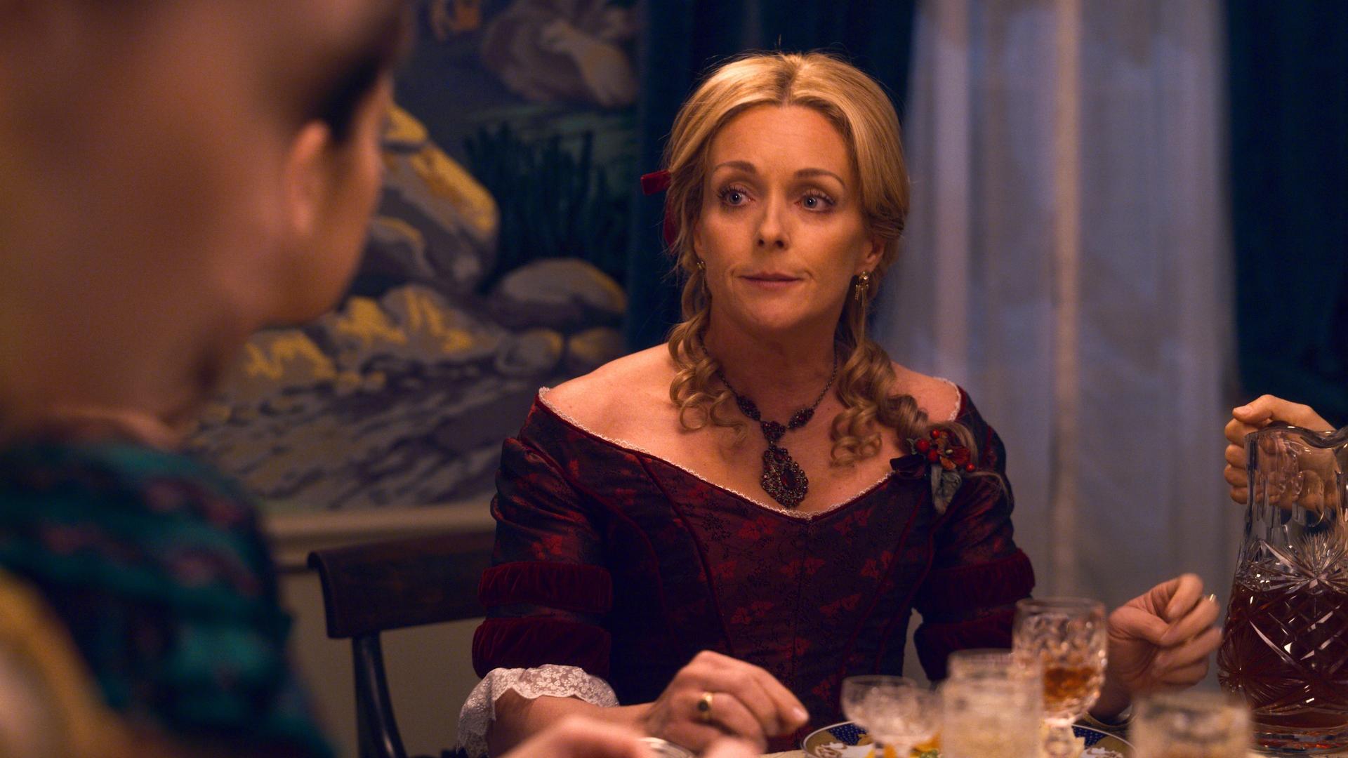 Dickinson Streaming Season 1 Dickinson (S01E08): There's a certain Slant of light Summary - Season 1