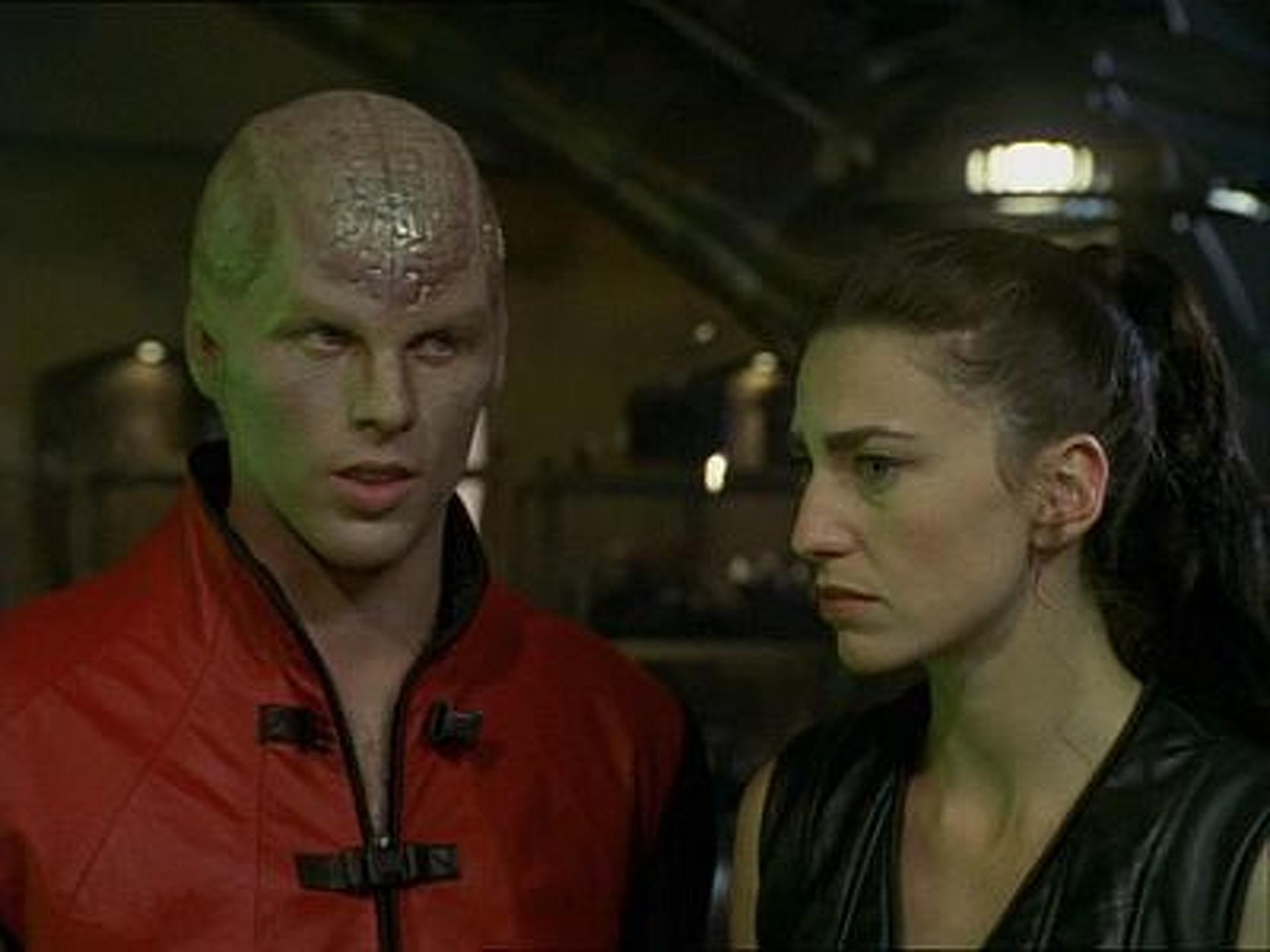 Farscape (S02E10): My Three Crichtons Summary.