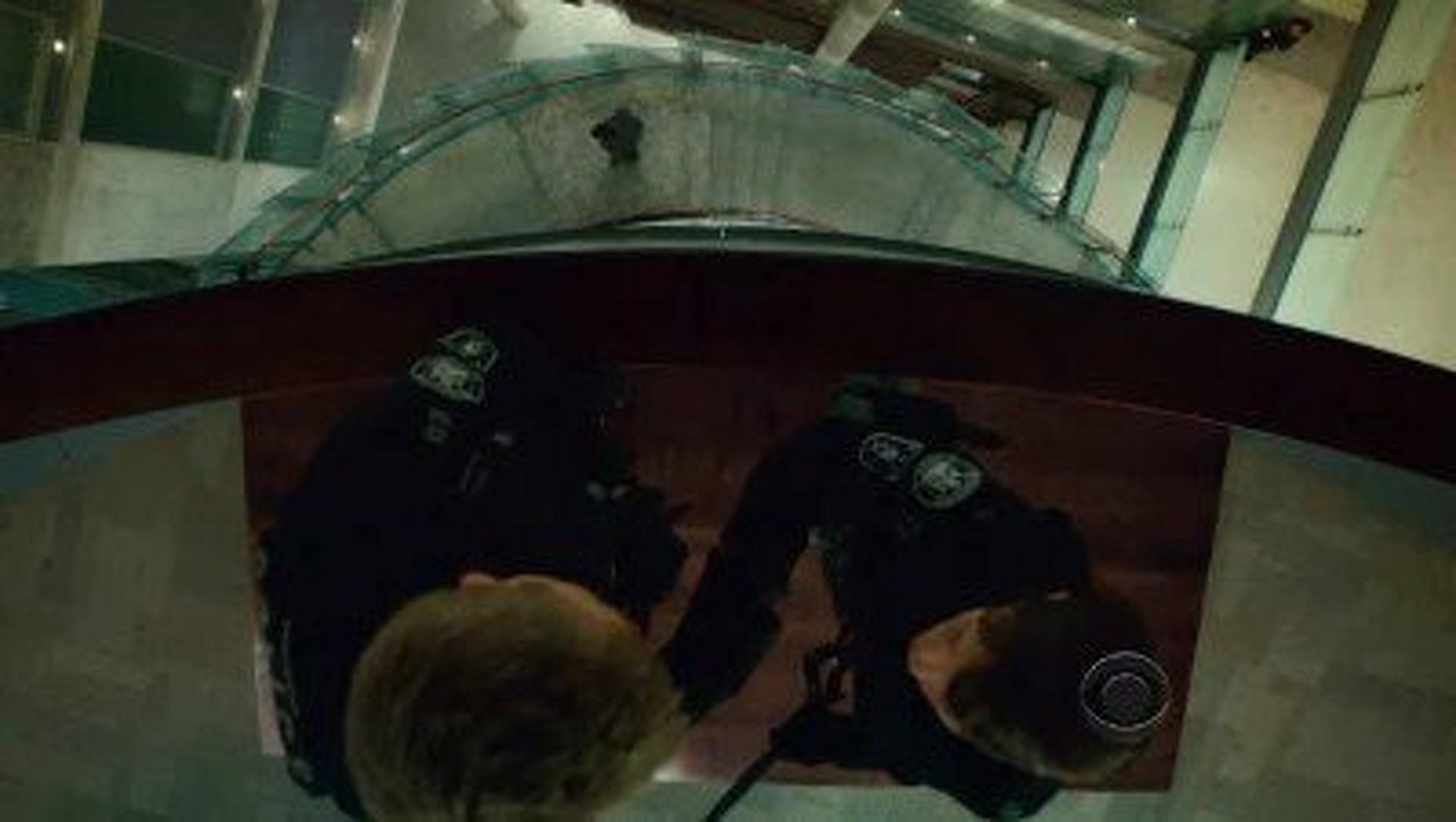 Flashpoint (S04E01): Personal Effects Summary - Season 4 Episode 1 Guide