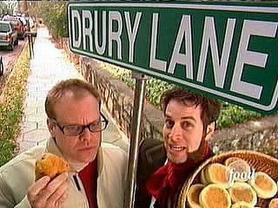 The Muffin Man Summary