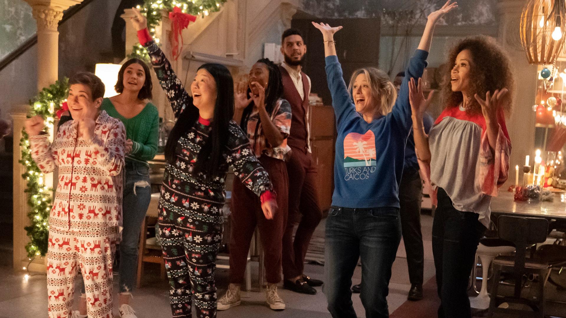 Saison 2 Christmas Flow Good Trouble (S02E10): A Very Coterie Christmas Summary - Season 2