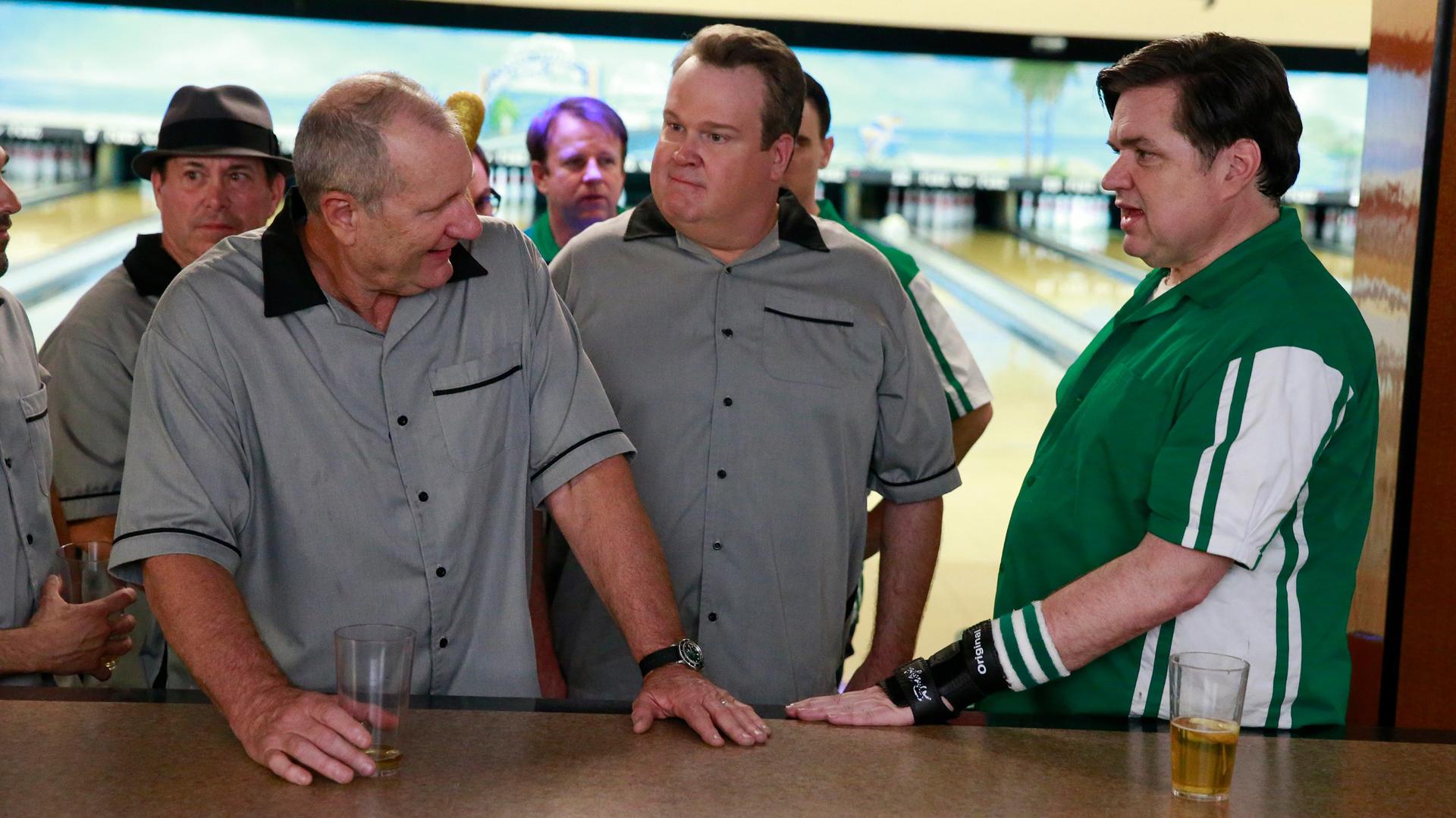 Modern Family (S06E20) Knock 'em Down Summary Season 6 Episode 20 Guide