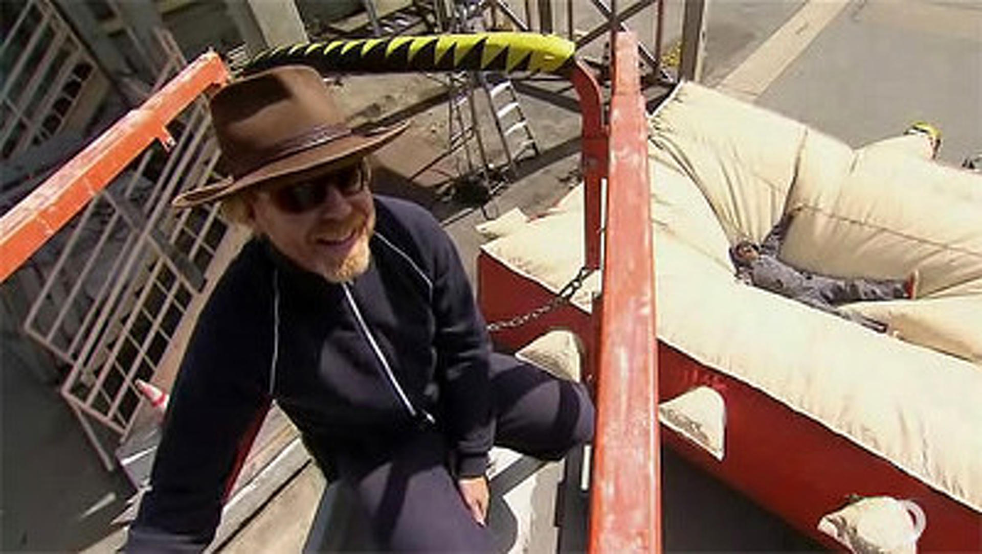 MythBusters (S07E19) Dumpster Diving Summary Season 7 Episode 19 Guide