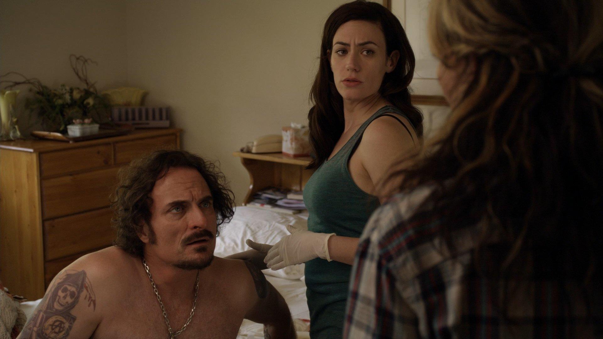 Sons of Anarchy (S03E03): Caregiver Summary: The club exploits its porn con...