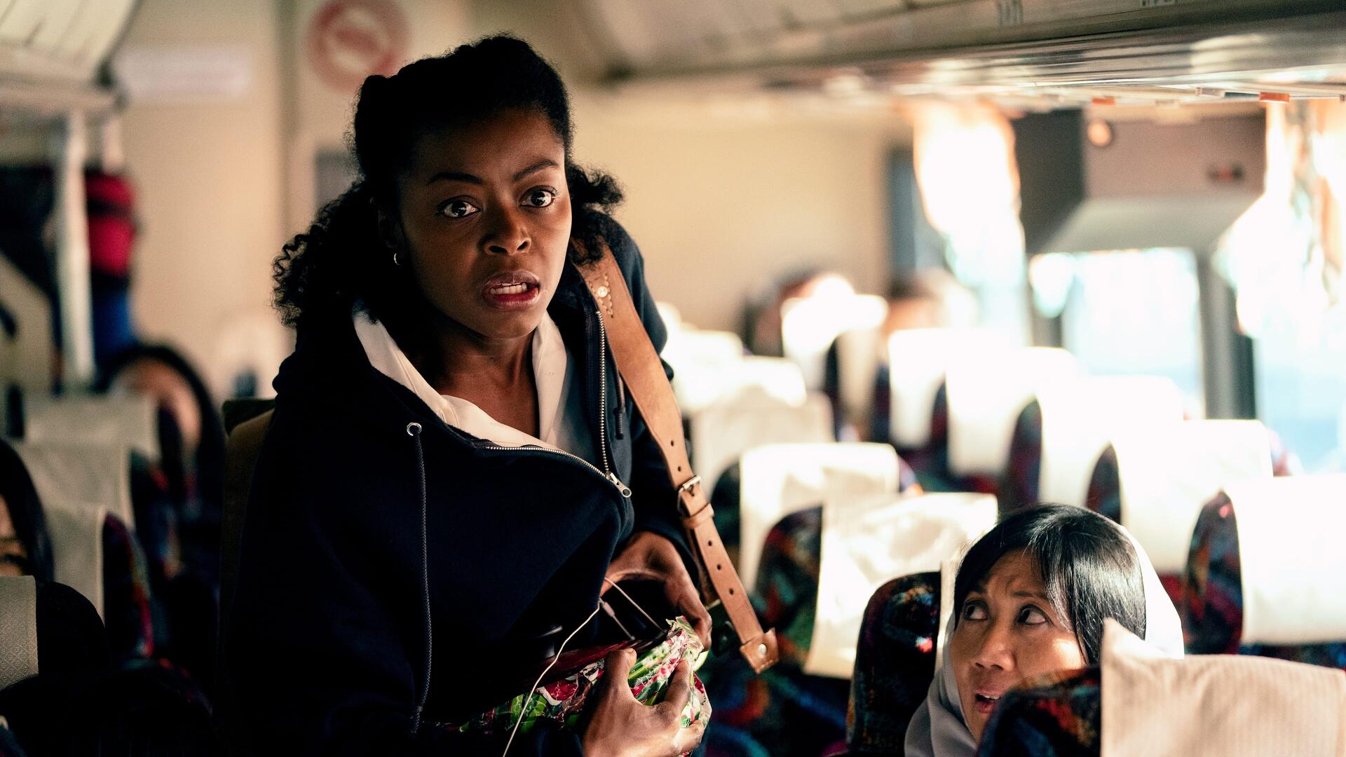 Station Eleven (S01E03) Hurricane Summary Season 1 Episode 3 Guide