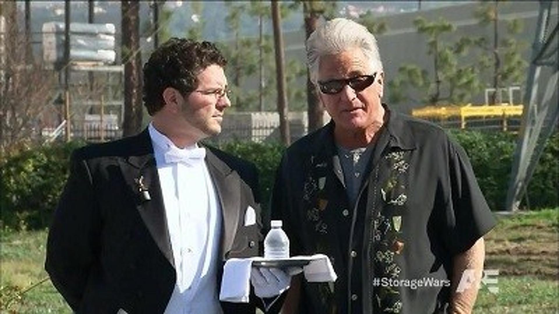 Storage Wars (S04E15) This Lamp's for You Summary Season 4 Episode